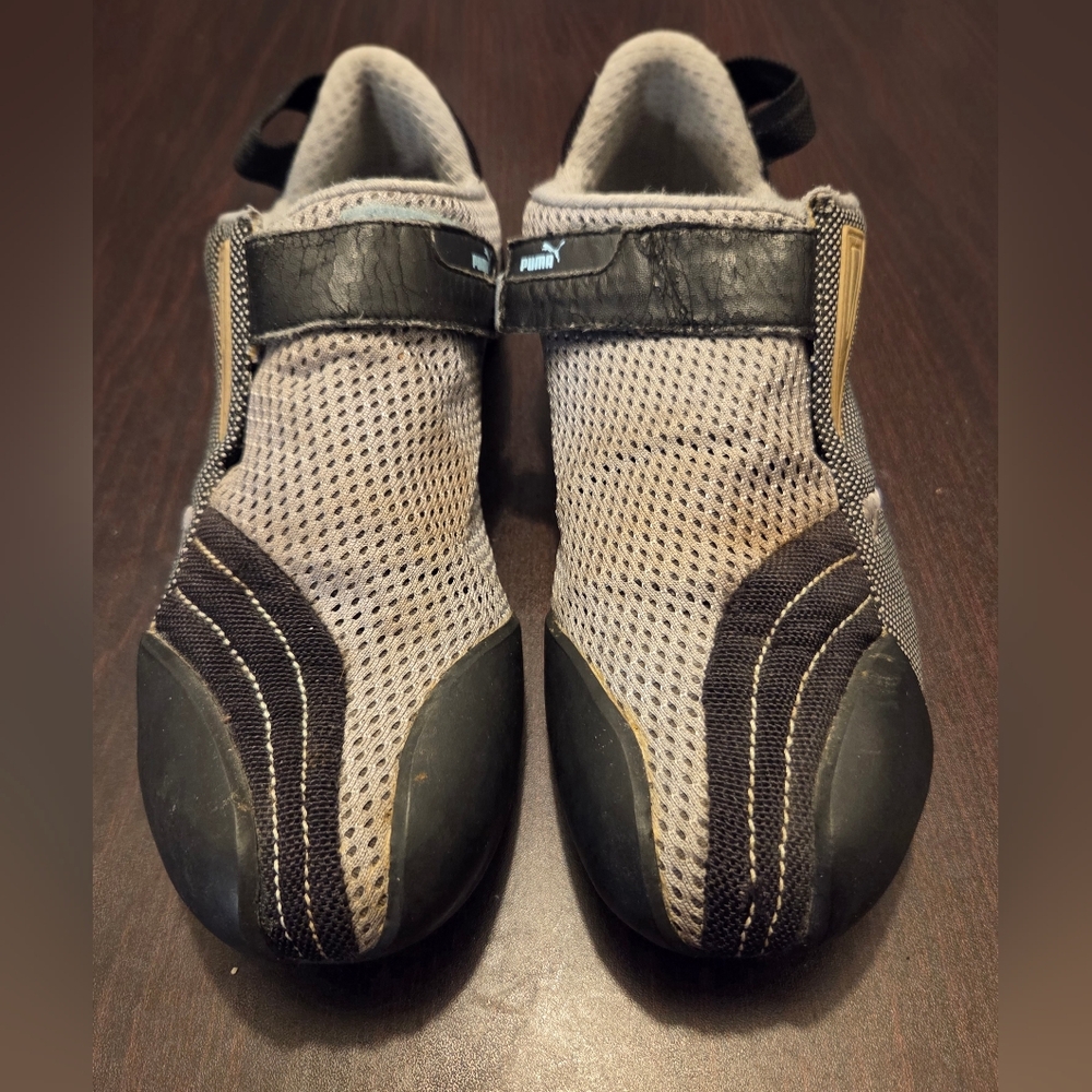 🐰🐣🆕️Listing●LIMITED TIME OFFER●-Puma Men's Black and Gray Athletic Shoes.